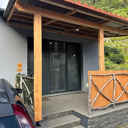 Holiday home Cantinho S & F *