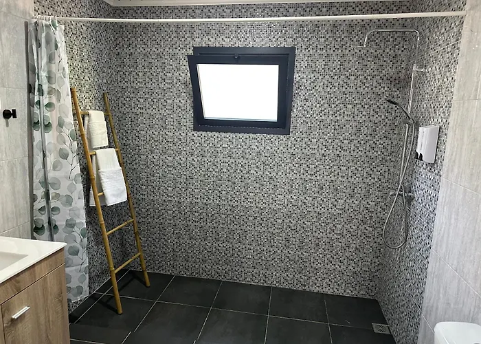 Cantinho S & F Holiday home