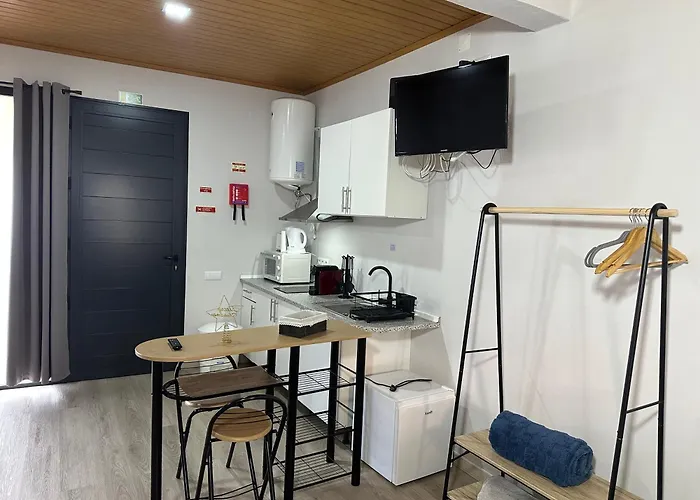 Holiday home Cantinho S & F