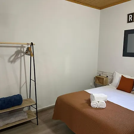 Cantinho S & F Semesterbostad Machico (Madeira)