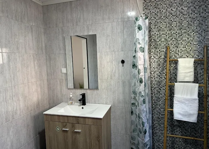 Cantinho S & F Machico (Madeira)